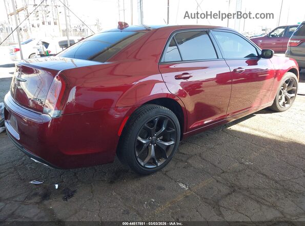 2C3CCABG3PH661813 2023 CHRYSLER 300 Maroon Tył prawy
