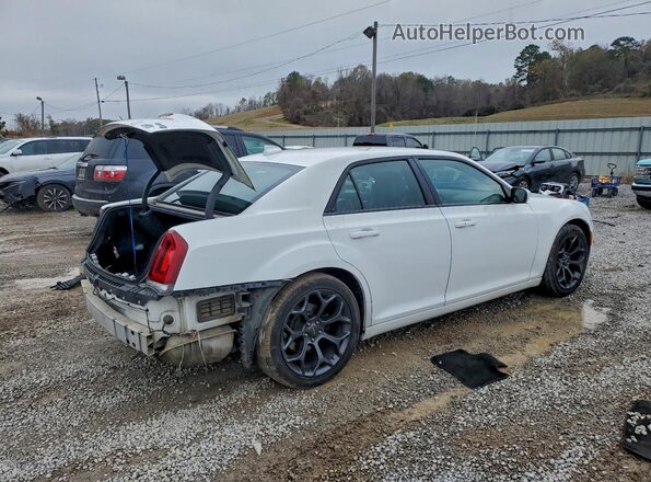 2C3CCABG4KH515901 2019 CHRYSLER 300 White 