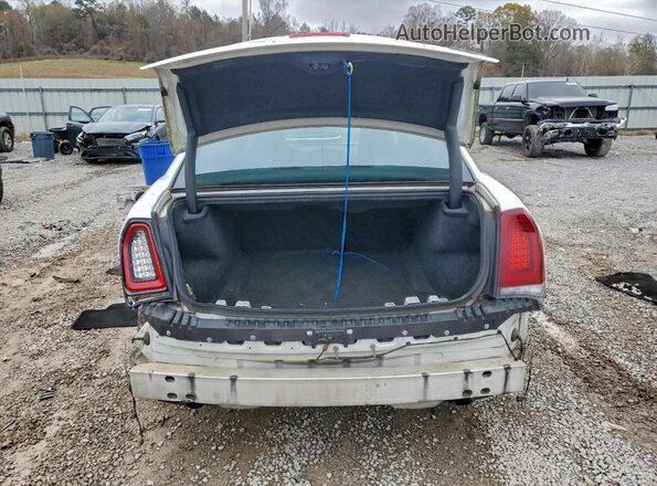 2C3CCABG4KH515901 2019 CHRYSLER 300 White 
