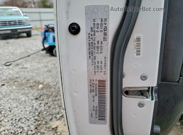 2C3CCABG4KH515901 2019 CHRYSLER 300 White 