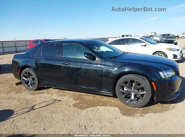 2C3CCABG4MH545340 2021 CHRYSLER 300 Black Սալոնի հետևի տեսք