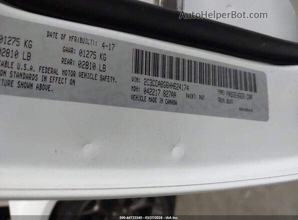 2C3CCABG6HH624174 2017 CHRYSLER 300 White Vista del compartimento del motor