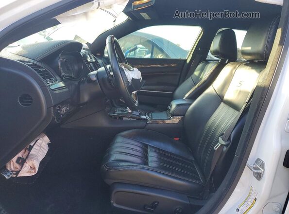 2C3CCABT3LH122938 2020 CHRYSLER 300 White Вид салону спереду