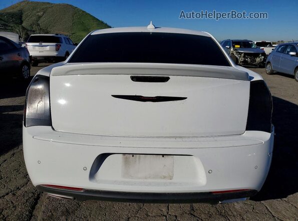 2C3CCABT4NH253086 2022 CHRYSLER 300 Белый Вид сзади