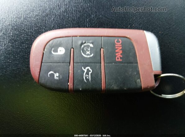 2C3CCABT6NH154608 2022 CHRYSLER 300 White Dashboard view