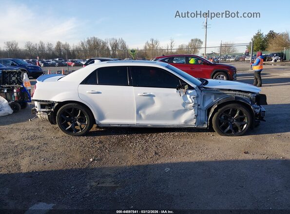 2C3CCABT6NH154608 2022 CHRYSLER 300 White 360 interior view
