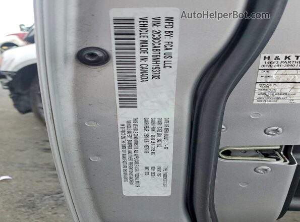 2C3CCABT6NH193702 2022 CHRYSLER 300 Серебряный Вид подкапотного пространства