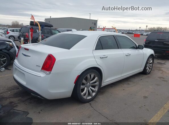 2C3CCAEG2KH527962 2019 CHRYSLER 300 Белый Задняя правая четверть