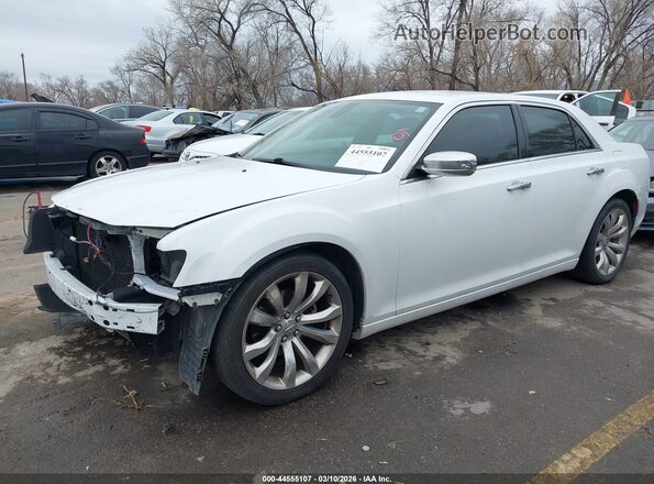 2C3CCAEG2KH527962 2019 CHRYSLER 300 Белый Передняя левая четверть