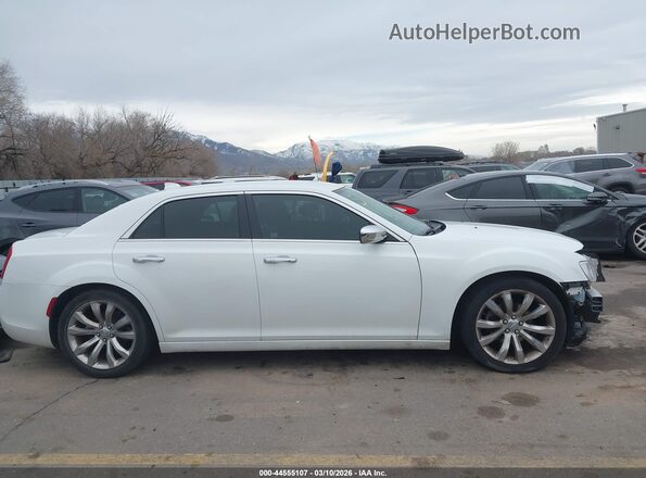 2C3CCAEG2KH527962 2019 CHRYSLER 300 Белый Панорамный вид салона 360°