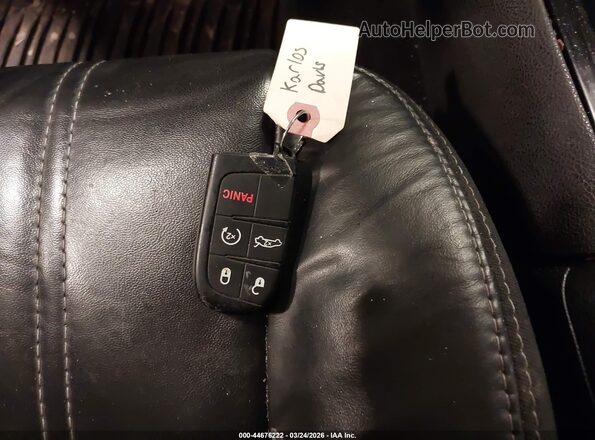2C3CCAGG0JH149538 2018 CHRYSLER 300 Gray 
