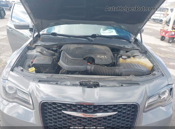 2C3CCAGG0KH635199 2019 CHRYSLER 300 Gray 