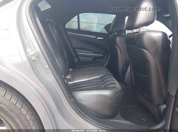 2C3CCAGG0KH635199 2019 CHRYSLER 300 Gray 