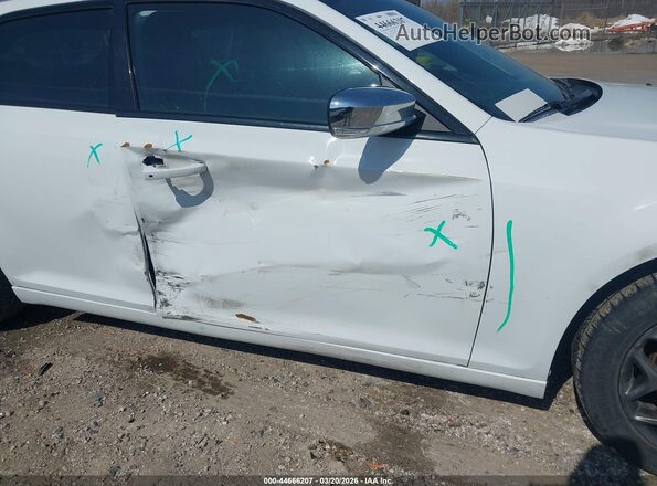 2C3CCAGG5GH162035 2016 CHRYSLER 300 White 