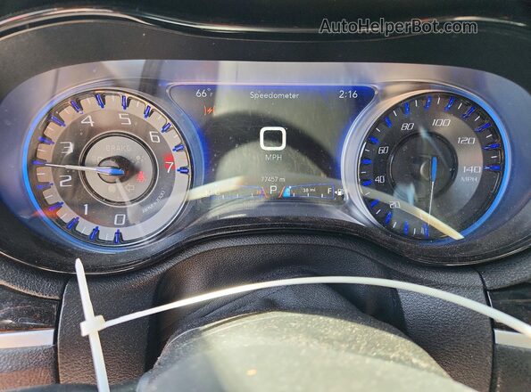 2C3CCAGG5HH591659 2017 CHRYSLER 300 Gray Вид щитка приладів
