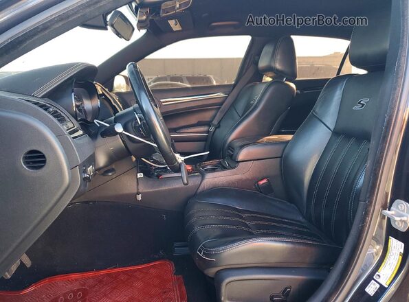 2C3CCAGG6KH689932 2019 CHRYSLER 300 Gray Widok wnętrza z przodu