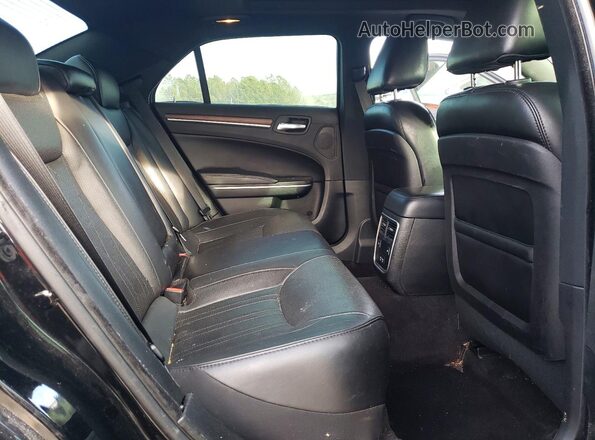 2C3CCAPT2KH505552 2019 CHRYSLER 300 Black 