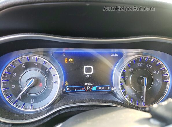 2C3CCAPT2KH505552 2019 CHRYSLER 300 Black 
