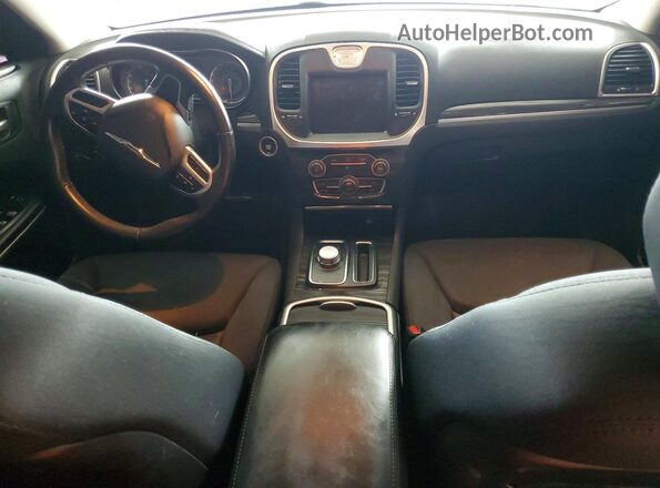 2C3CCARG7KH560403 2019 CHRYSLER 300 Black Vista del salpicadero