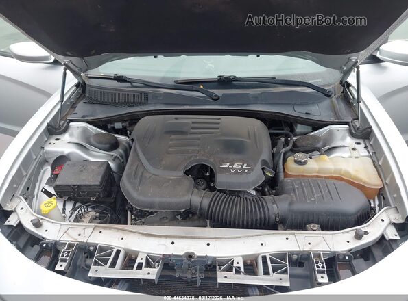 2C3CDXBG2KH715966 2019 DODGE CHARGER Silver უკანა ხედი