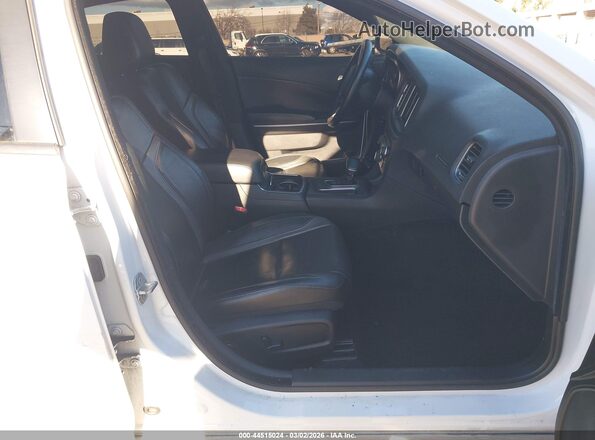 2C3CDXBG4KH653132 2019 DODGE CHARGER White 