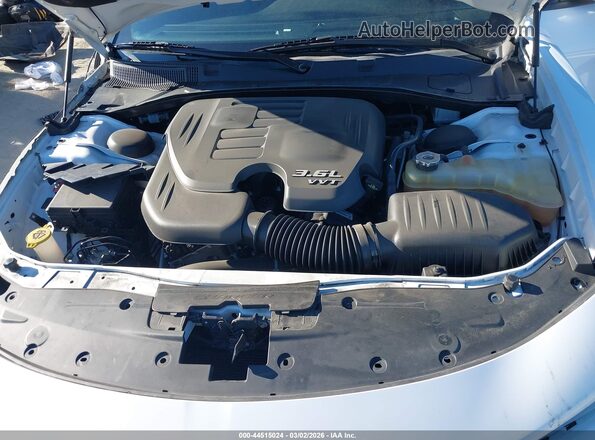 2C3CDXBG4KH653132 2019 DODGE CHARGER White 