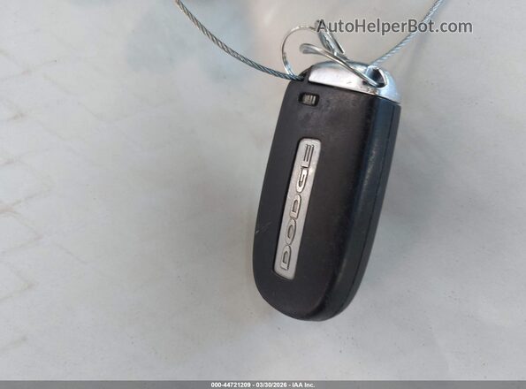 2C3CDXBG8HH529437 2017 DODGE CHARGER Серебряный Вид панели приборов