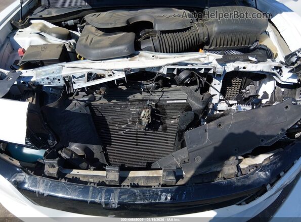 2C3CDXBG9KH599486 2019 DODGE CHARGER White უკანა ხედი