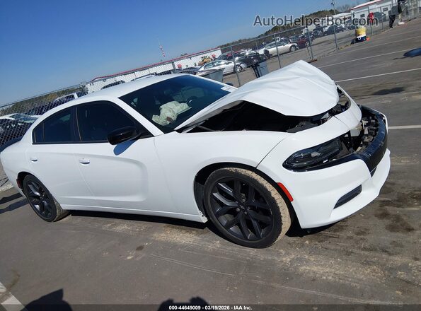 2C3CDXBG9KH599486 2019 DODGE CHARGER White უკანა სალონის ხედი