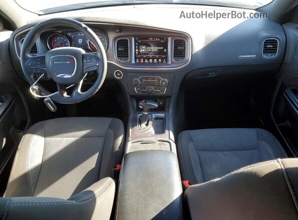 2C3CDXBGXHH504197 2017 DODGE CHARGER Черный Вид панели приборов