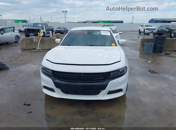 2C3CDXCT6GH352137 2016 DODGE CHARGER White Front view