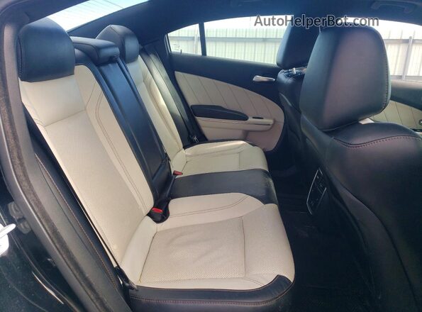 2C3CDXCT9JH114046 2018 DODGE CHARGER Черный Вид задних сидений