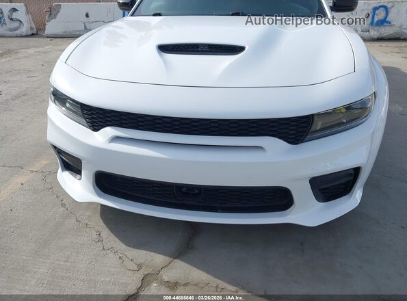 2C3CDXGJ1PH638714 2023 DODGE CHARGER Белый Вид спереди