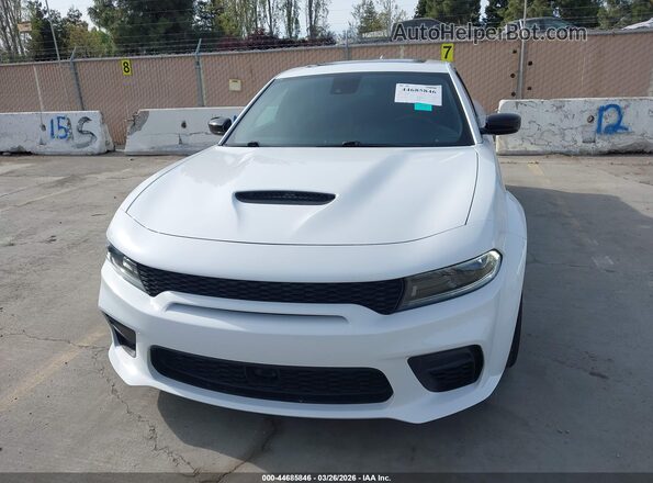 2C3CDXGJ1PH638714 2023 DODGE CHARGER Белый Вид щитка приборов