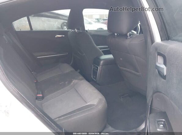 2C3CDXJG2NH111209 2022 DODGE CHARGER White Вид наклейки з VIN-кодом