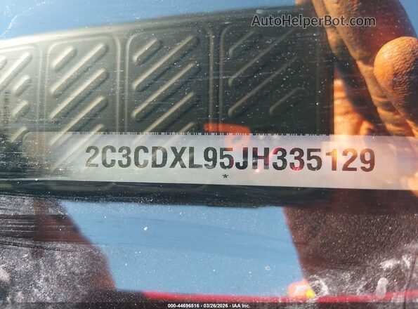 2C3CDXL95JH335129 2018 DODGE CHARGER Red ძრავის განყოფილების ხედი