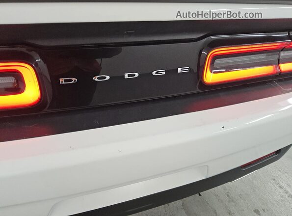 2C3CDZAG2PH658074 2023 DODGE CHALLENGER White 