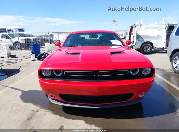 2C3CDZAG3NH237932 2022 DODGE CHALLENGER Red Widok zestawu wskaźników