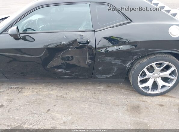 2C3CDZAG4GH349951 2016 DODGE CHALLENGER Black 