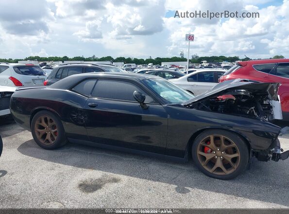 2C3CDZAG7GH300310 2016 DODGE CHALLENGER Black 