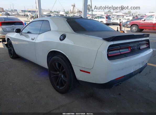 2C3CDZAG7HH584782 2017 DODGE CHALLENGER White Հետևի ձախ