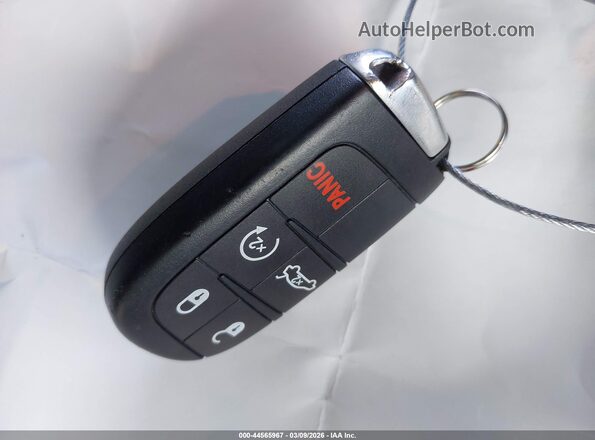 2C3CDZAG8KH632894 2019 DODGE CHALLENGER Синий Вид панели приборов