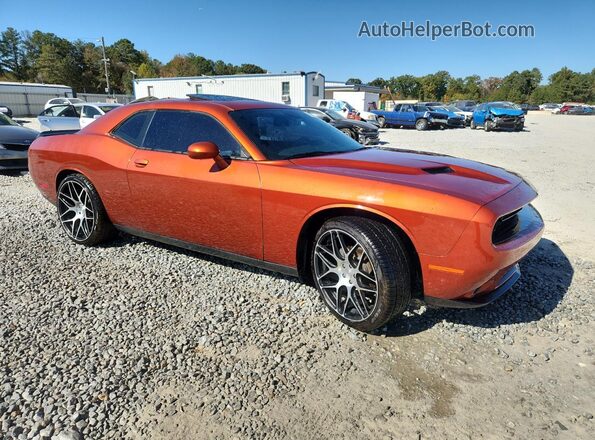 2C3CDZAG8LH214644 2020 DODGE CHALLENGER Orange Front right
