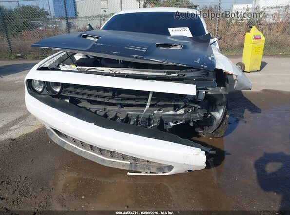 2C3CDZAG9KH551483 2019 DODGE CHALLENGER White Vista frontal