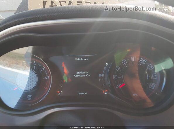 2C3CDZAG9KH551483 2019 DODGE CHALLENGER White Vista de los asientos traseros