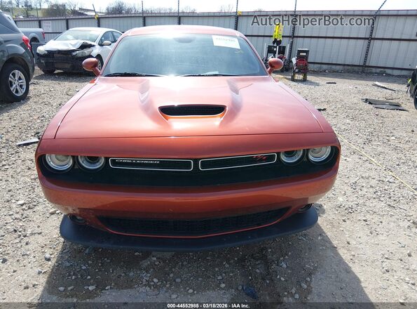 2C3CDZBT0NH144054 2022 DODGE CHALLENGER Orange Vista interior trasera