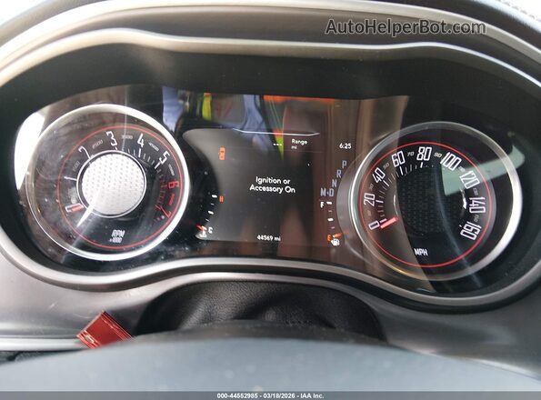 2C3CDZBT0NH144054 2022 DODGE CHALLENGER Orange Vista de los asientos traseros