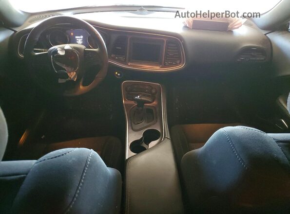 2C3CDZBT1JH131114 2018 DODGE CHALLENGER Gray Widok deski rozdzielczej