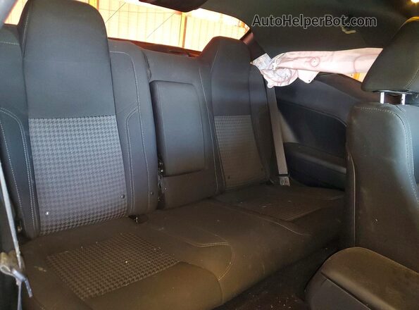 2C3CDZBT1JH131114 2018 DODGE CHALLENGER Gray Widok tylnych siedzeń