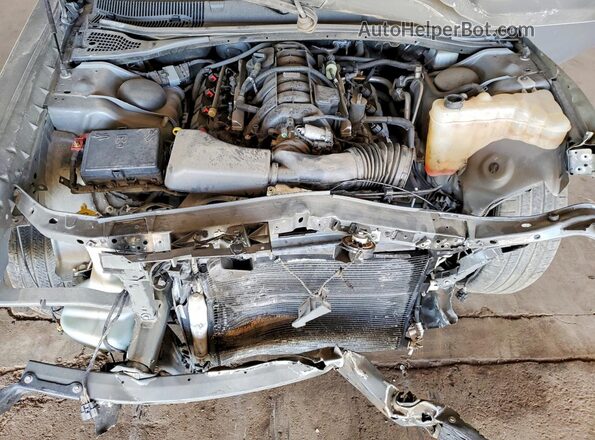 2C3CDZBT1JH131114 2018 DODGE CHALLENGER Gray Widok wnętrza z tyłu